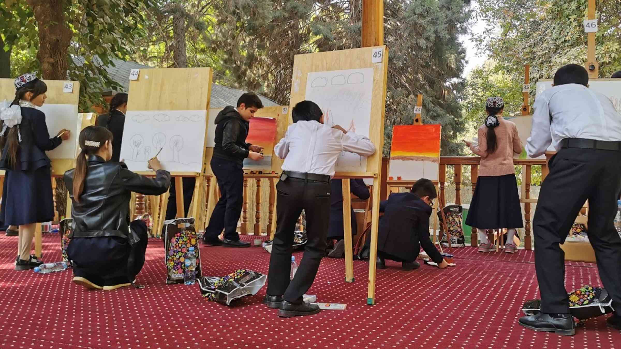 Children at IDDRR event in Dushanbe, Tajikistan, October 2022